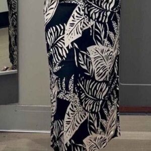 Black & White Tropical Print Maxi Skirt